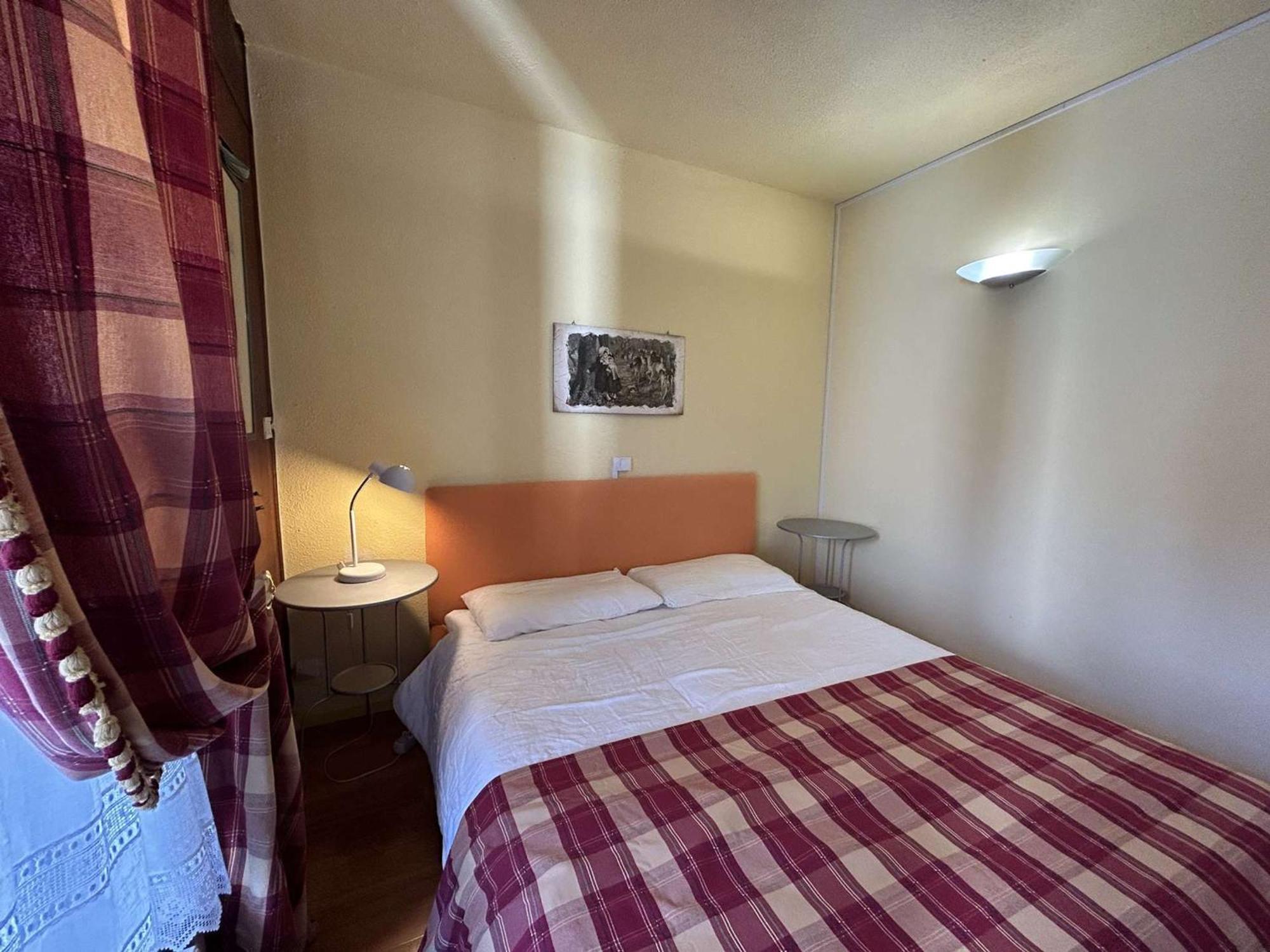Appartement Skis Aux Pieds, 6 Pers Avec Parking, Montgenevre - Fr-1-330D-7 Buitenkant foto