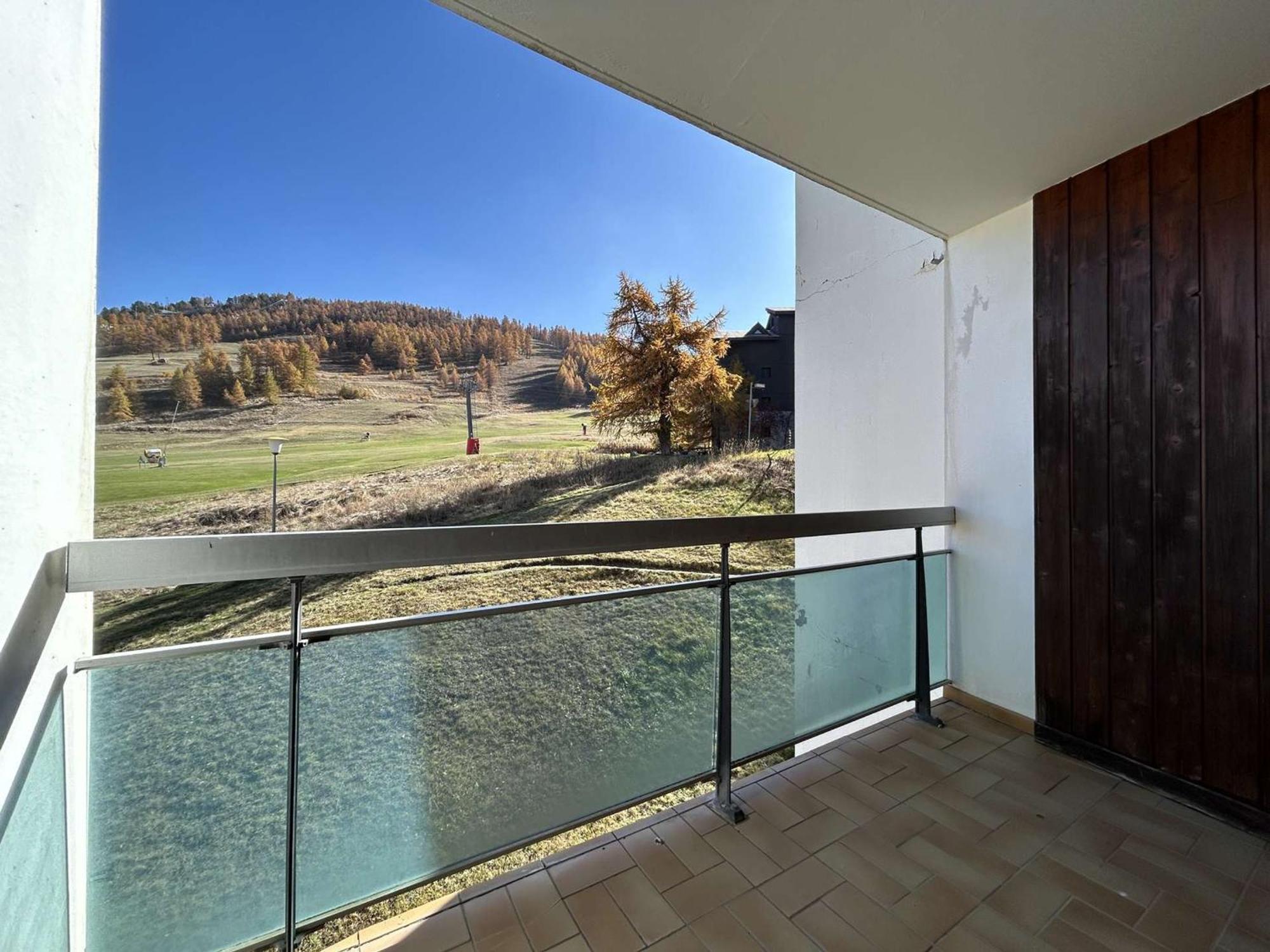 Appartement Skis Aux Pieds, 6 Pers Avec Parking, Montgenevre - Fr-1-330D-7 Buitenkant foto